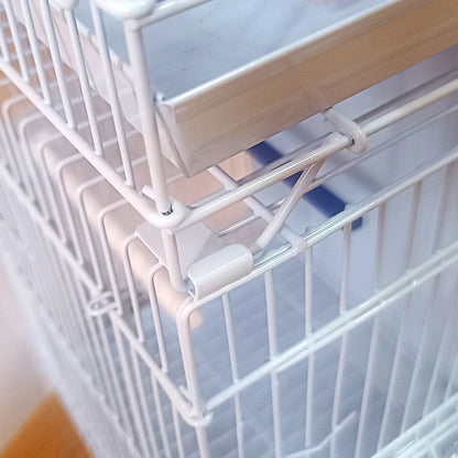 SMELL & SMILE Jaula de metal para aves grandes, medianas y pequeñas con separador central removible, bandeja extraíble, perchas y comederos incluidos. Disponible en 1, 2 o 3 niveles. Color blanco.