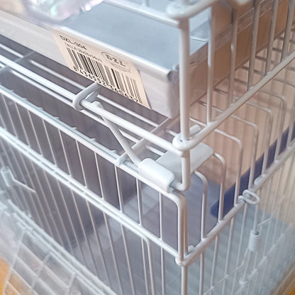 SMELL & SMILE Jaula de metal para aves grandes, medianas y pequeñas con separador central removible, bandeja extraíble, perchas y comederos incluidos. Disponible en 1, 2 o 3 niveles. Color blanco.