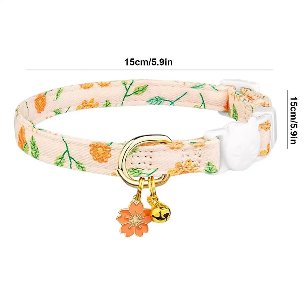 Collar de seguridad con bonito colgante de flores, ajustable, para niños pequeños y gatos, para exteriores